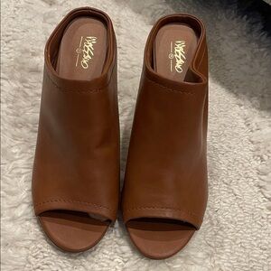 Mossimo Supply Co. Women's Tan Open-Toe Mules Vintage